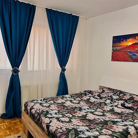 House24 Gari Apartment Брашов Екстериор снимка