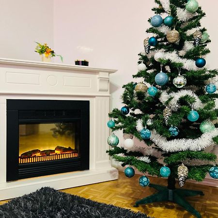 House24 Gari Apartment Брашов Екстериор снимка