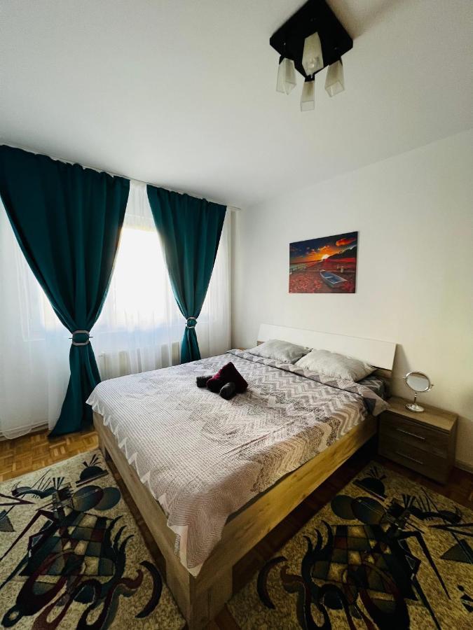 House24 Gari Apartment Брашов Екстериор снимка