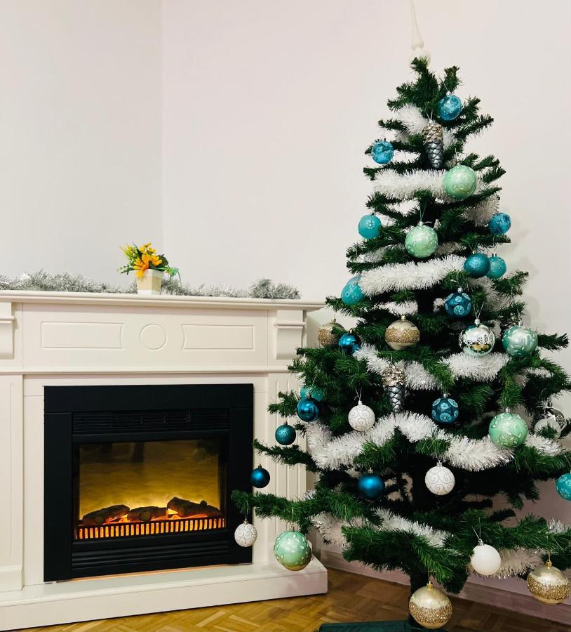 House24 Gari Apartment Брашов Екстериор снимка