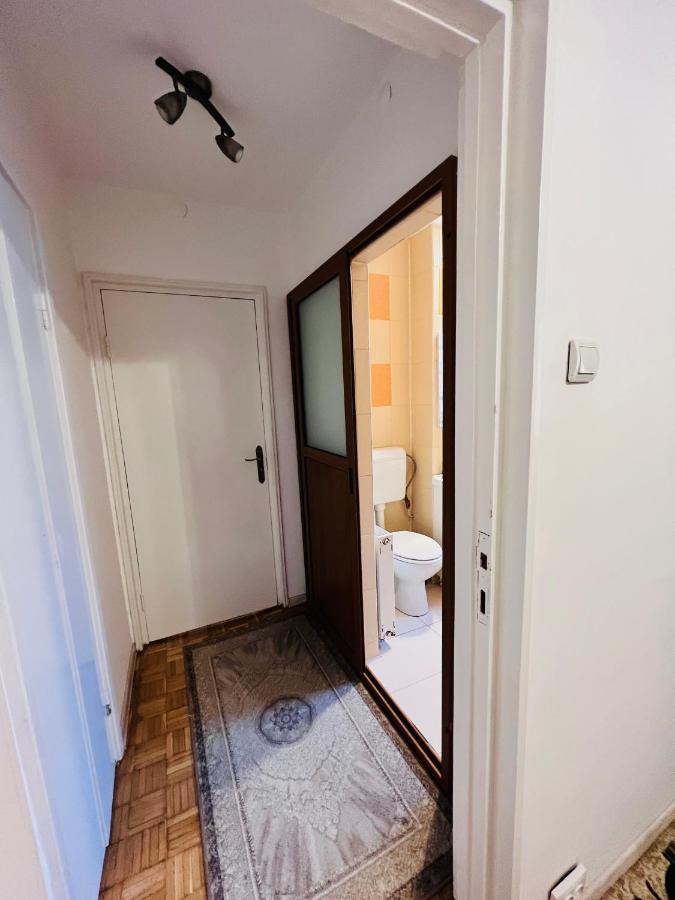House24 Gari Apartment Брашов Екстериор снимка